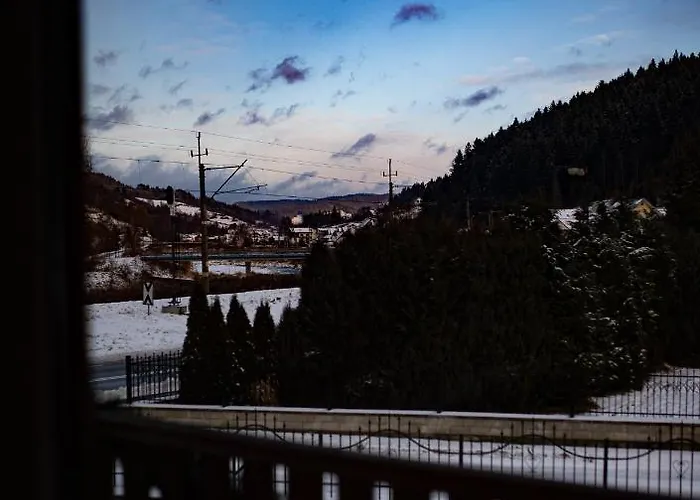 Chata Muszyna מוז'ינה